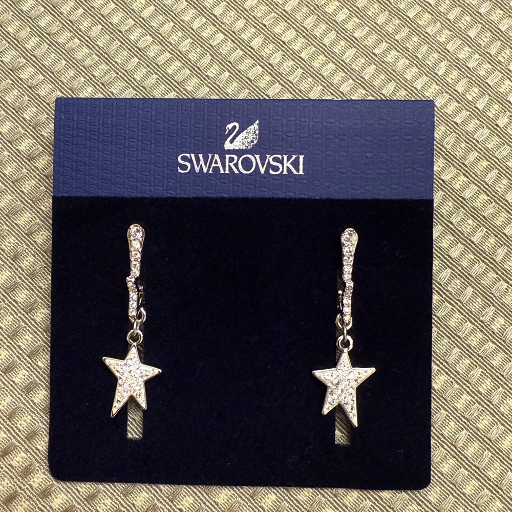 Never worn!! Swarovski Silver Crystal Star Earrings NWT